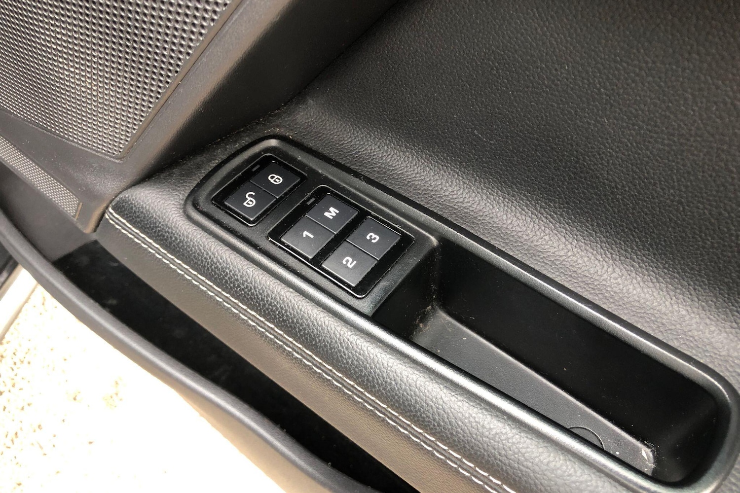 Used Jaguar XE 2016 for sale - 76085453: Photo 23