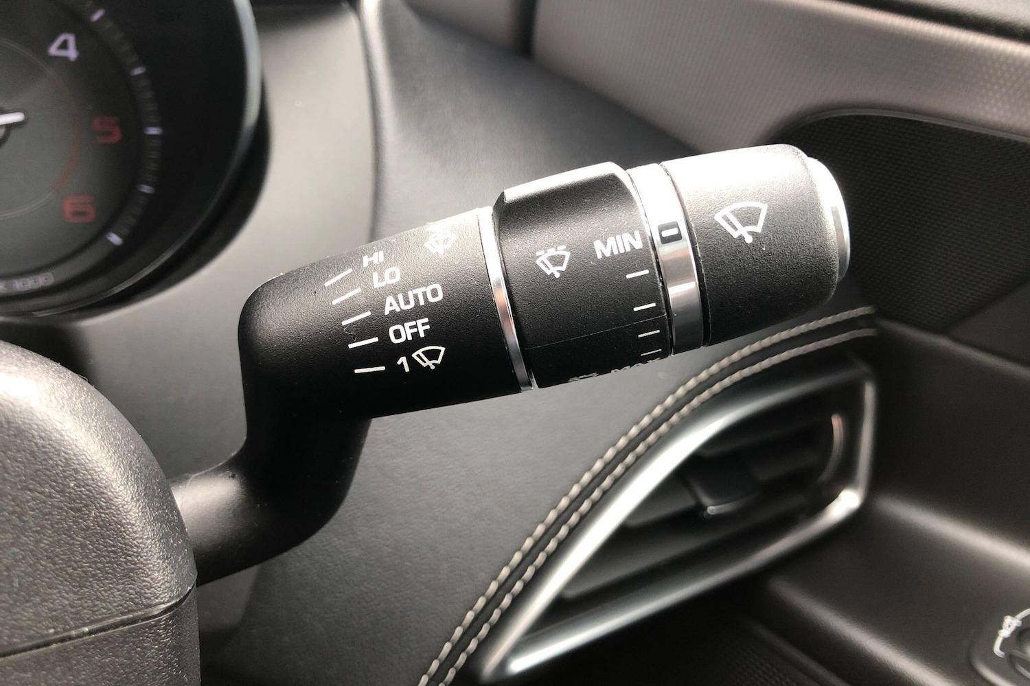 Used Jaguar XE 2016 for sale - 76085453: Photo 28