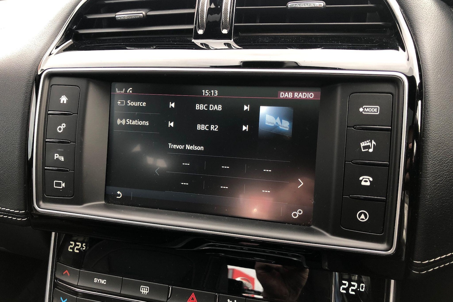 Used Jaguar XE 2016 for sale - 76085453: Photo 34