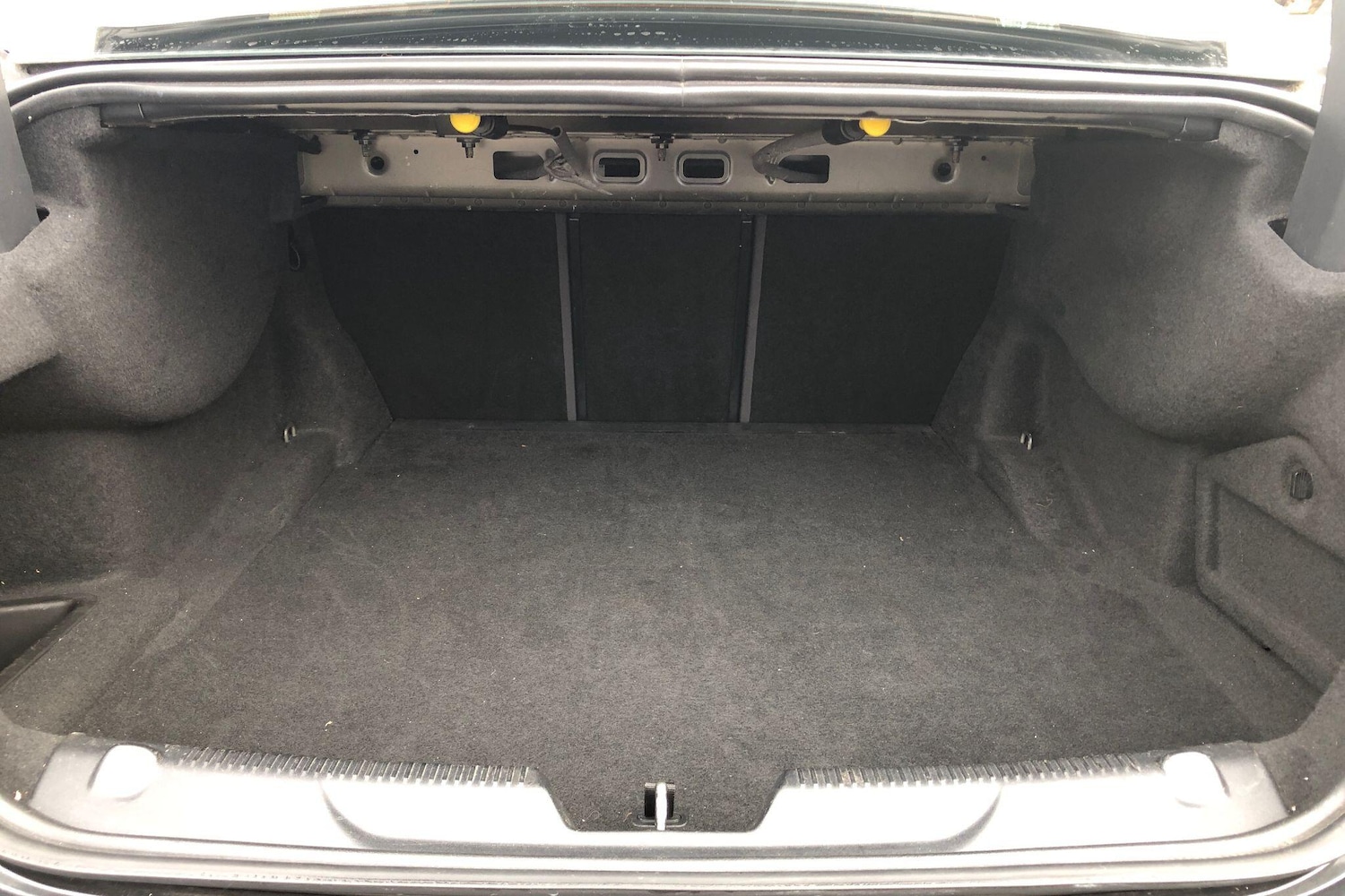 Used Jaguar XE 2016 for sale - 76085453: Photo 5