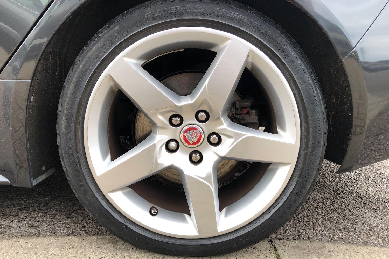 Used Jaguar XE 2016 for sale - 76085453: Photo 6