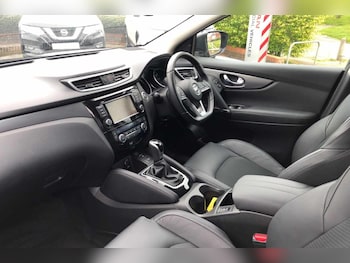 Used Nissan Qashqai 2019 for sale - 76153150: Photo 2