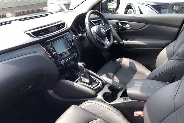 Used Nissan Qashqai 2020 for sale - 76215198: Photo 2