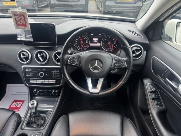 Used Mercedes-Benz A-Class 2015 for sale - 77280393: Photo 14