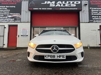 Used Mercedes-Benz A-Class 2018 for sale - 77231112: Photo