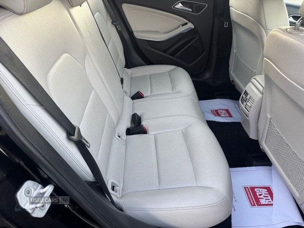 Used Mercedes-Benz A-Class 2015 for sale - 76573986: Photo 14