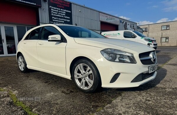 Used Mercedes-Benz A-Class 2015 for sale - 75292197: Photo 2