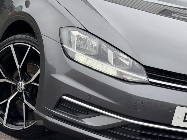 Used Volkswagen Golf 2017 for sale - 76285062: Photo 10