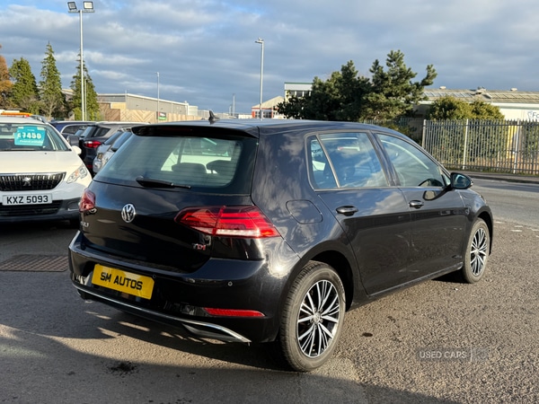 Used Volkswagen Golf 2017 for sale - 76608665: Photo 4