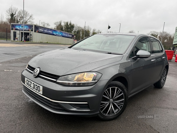 Used Volkswagen Golf 2017 for sale - 77426750: Photo 2