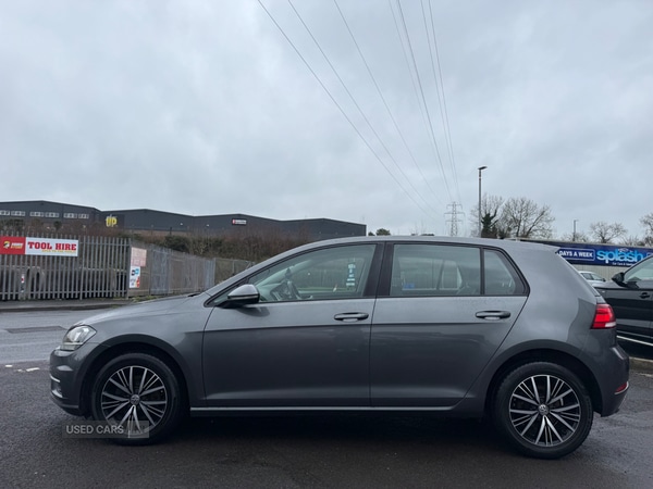 Used Volkswagen Golf 2017 for sale - 77426750: Photo 5