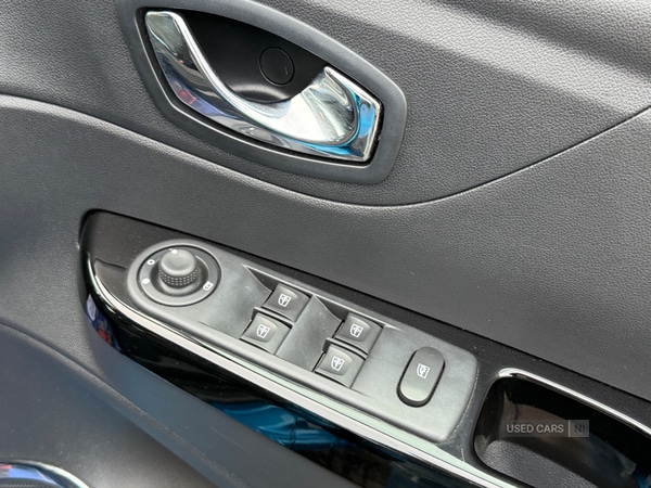 Used Renault Captur 2017 for sale - 76359658: Photo 14