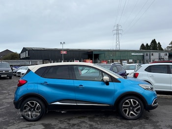 Used Renault Captur 2017 for sale - 76359658: Photo