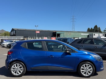 Used Renault Clio 2017 for sale - 78462487: Photo