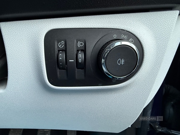 Used Vauxhall ADAM 2014 for sale - 76802660: Photo 12