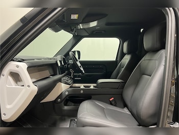 Used Land Rover Defender 2024 for sale - 79616940: Photo