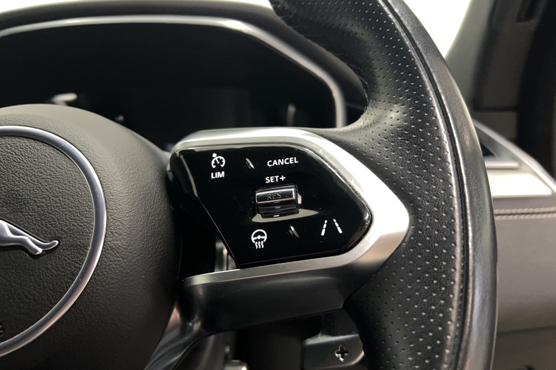 Used Jaguar F-Pace 2022 for sale - 77619338: Photo 28