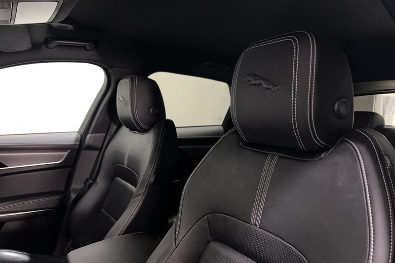 Used Jaguar F-Pace 2022 for sale - 77619338: Photo 40