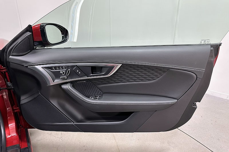 Used Jaguar F-Type 2022 for sale - 76982069: Photo 24