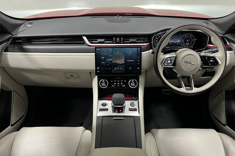 Used Jaguar F-Pace 2024 for sale - 77934553: Photo 9