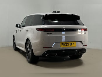 Used Land Rover Range Rover Sport 2023 for sale - 77834011: Photo