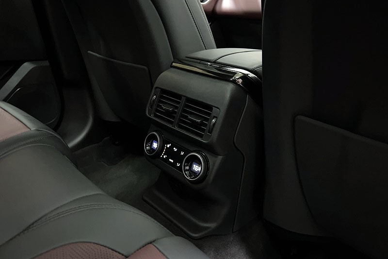 Used Land Rover Range Rover Velar 2024 for sale - 78152738: Photo 18