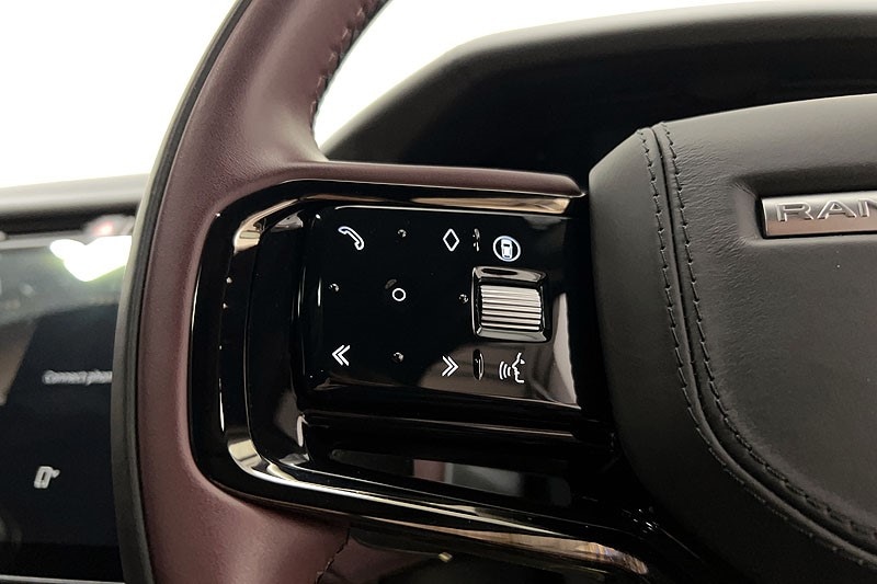 Used Land Rover Range Rover Velar 2024 for sale - 78152738: Photo 31