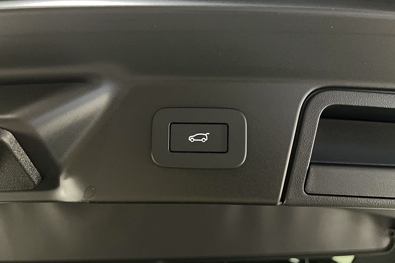 Used Land Rover Range Rover Velar 2024 for sale - 78152738: Photo 52