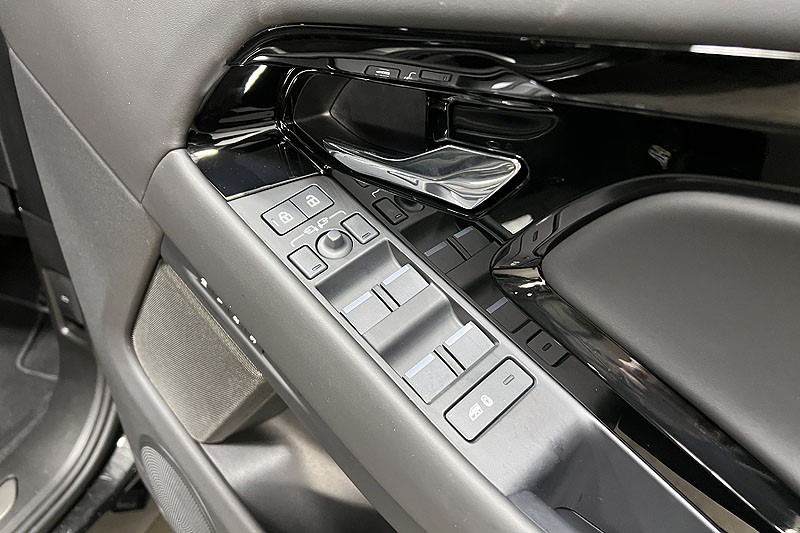 Used Land Rover Range Rover Evoque 2025 for sale - 77151614: Photo 22