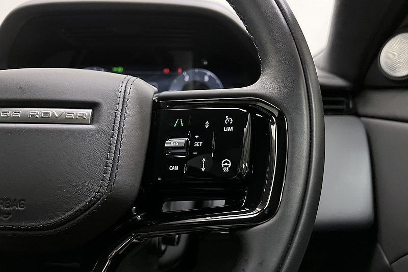 Used Land Rover Range Rover Evoque 2025 for sale - 77151614: Photo 31