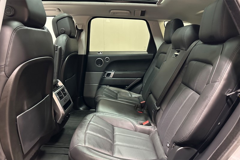 Used Land Rover Range Rover Sport 2021 for sale - 77918105: Photo 4