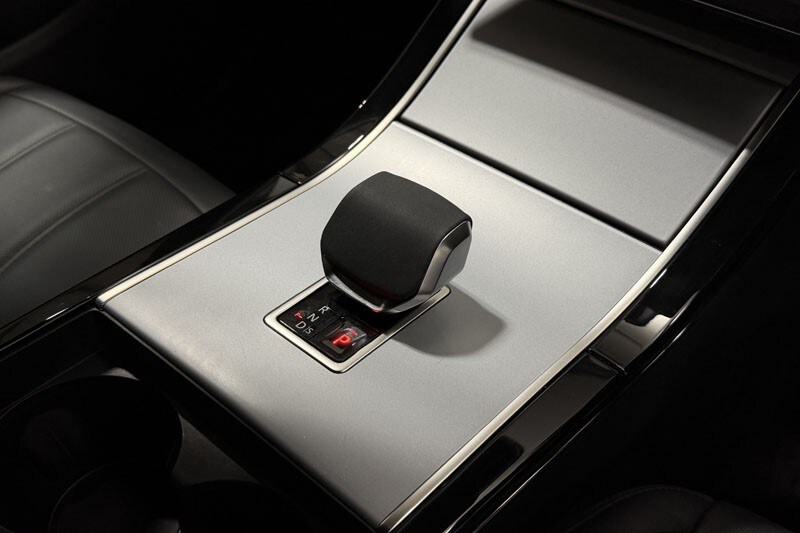 Used Land Rover Range Rover Evoque 2024 for sale - 76981627: Photo 13