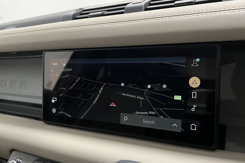 Used Land Rover Defender 2024 for sale - 78028107: Photo 11