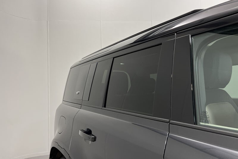 Used Land Rover Defender 2024 for sale - 78028107: Photo 49