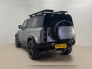 Used Land Rover Defender 2023 for sale - 78733021: Photo