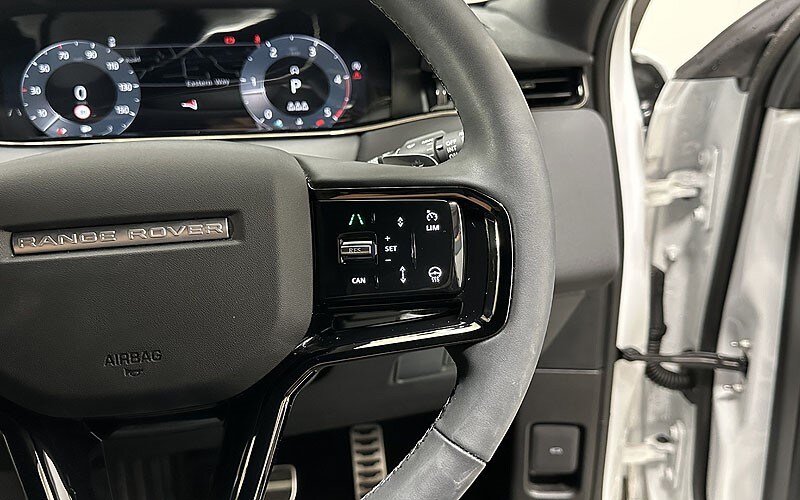 Used Land Rover Range Rover Evoque 2025 for sale - 76981116: Photo 30