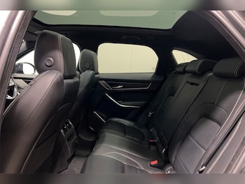 Used Jaguar F-Pace 2022 for sale - 78817605: Photo