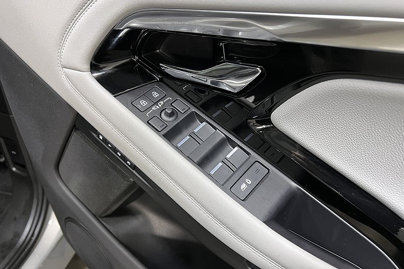 Used Land Rover Range Rover Evoque 2022 for sale - 77198374: Photo 22