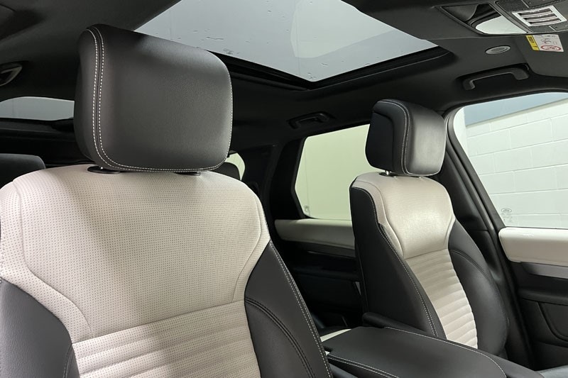 Used Land Rover Discovery 2024 for sale - 77198359: Photo 27