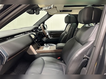 Used Land Rover Range Rover 2024 for sale - 78329008: Photo