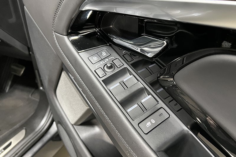 Used Land Rover Range Rover Evoque 2023 for sale - 77702823: Photo 22