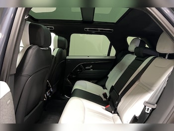 Used Land Rover Range Rover Sport 2025 for sale - 79228407: Photo