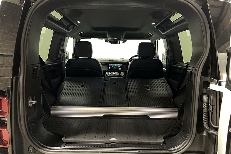 Used Land Rover Defender 2022 for sale - 78105817: Photo 11