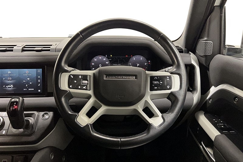 Used Land Rover Defender 2022 for sale - 78105817: Photo 16