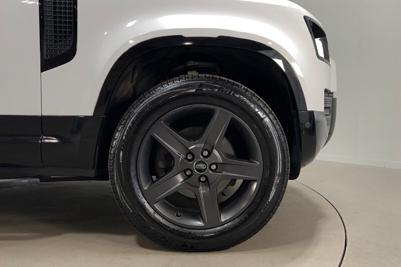 Used Land Rover Defender 2022 for sale - 78105817: Photo 9