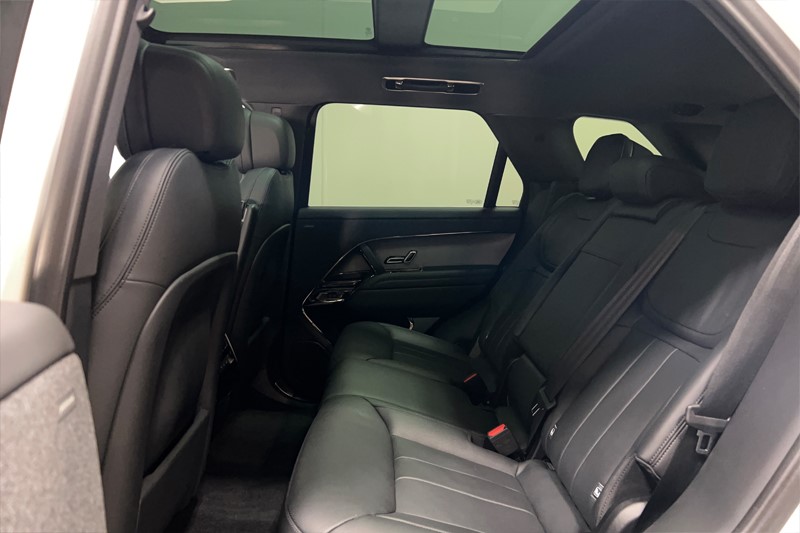 Used Land Rover Range Rover Sport 2023 for sale - 77830023: Photo 4