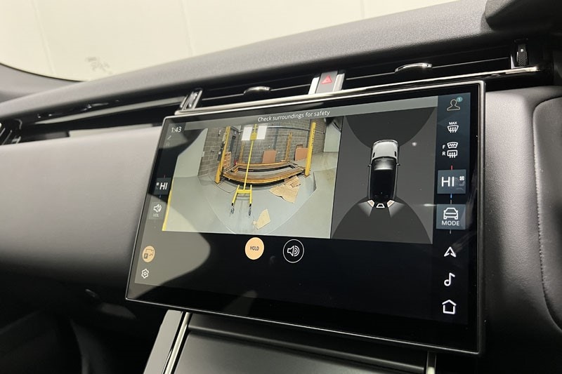 Used Land Rover Range Rover Velar 2024 for sale - 76981909: Photo 12