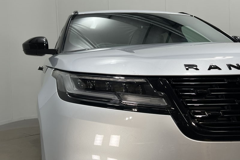 Used Land Rover Range Rover Velar 2024 for sale - 76981909: Photo 17