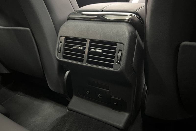 Used Land Rover Range Rover Velar 2024 for sale - 76981909: Photo 18