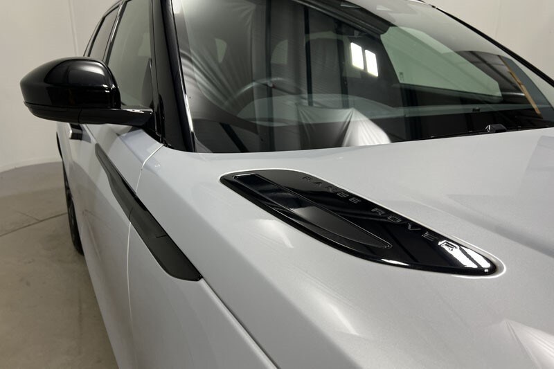 Used Land Rover Range Rover Velar 2024 for sale - 76981909: Photo 20